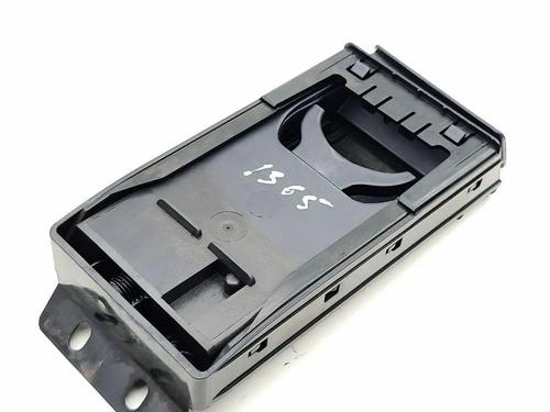 Uchwyt na kubki / Przedmioty CITROËN C-CROSSER (VU_, VV_) 2.2 HDi | BP30809042I37