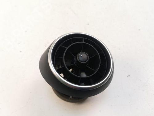Used Air vent AUDI A1 Sportback (8XA, 8XF) 1.6 TDI (105 hp) 28868417