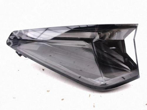 Used Left taillight Left taillight PEUGEOT 5008 III (KA_, KB_, KC_) e-210 (213 hp) 39939771 39939771