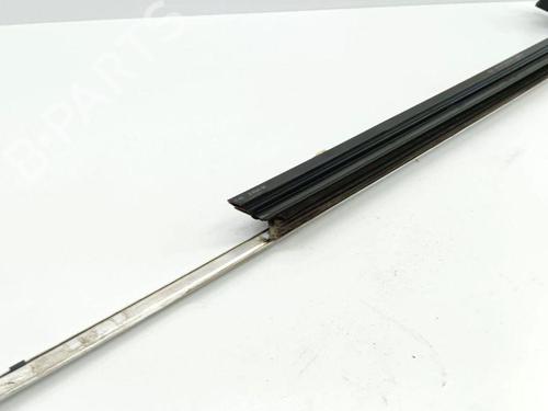 Door moulding trim MERCEDES-BENZ CLS (C219) CLS 320 CDI | BP28903359C150 