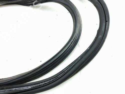 Gummiliste MASERATI QUATTROPORTE V 4.2 | BP29813125C142