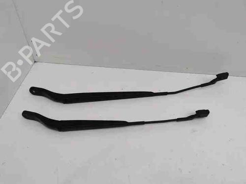 Used Front windshield wiper arm CITROËN C4 III (BA_, BB_, BC_) ë-C4 (BCZKXC, BZCKSC) (136 hp) 28865103
