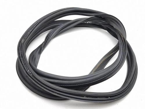 Used Rubber door seal Rubber door seal MERCEDES-BENZ CLS (C218) CLS 63 AMG (218.374) (558 hp) 40056582 40056582