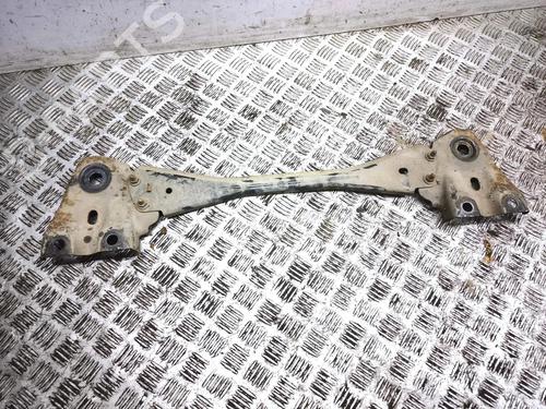 Used Crossmember Crossmember 28871874 28871874