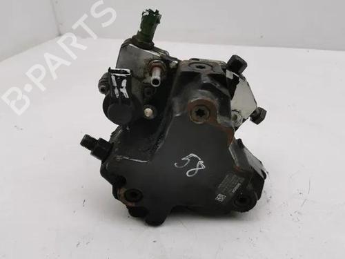 Używane Pompa paliwa VOLVO V70 II (285) D5 (163 hp) 28841321