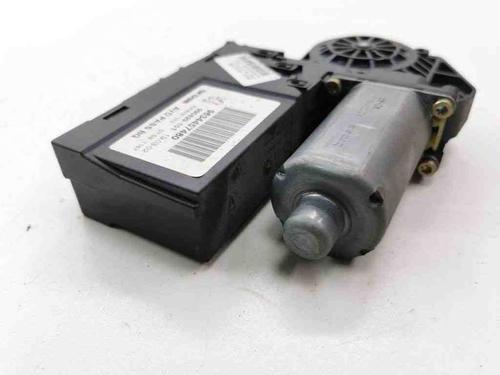 Left front window motor PEUGEOT 307 SW (3H) 2.0 HDI 90 | BP28889207E21