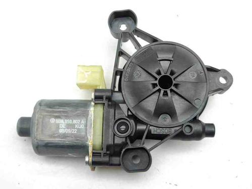 Rudehejsemotor forskærm venstre VW T-ROC (A11, D11) 1.5 TSI (150 hp) 28905796