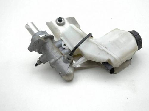 Brake master cylinder VW GOLF VIII (CD1, DA1) 1.5 eTSI | BP40231093M77 - Image 5