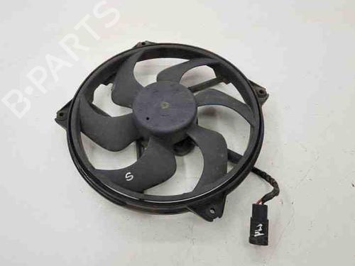 Used Radiator fan PEUGEOT 307 Break (3E) 2.0 HDI 90 (90 hp) 28844276