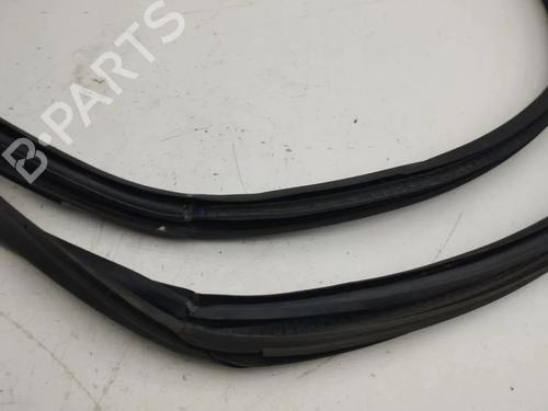 Gummiliste BMW i3 (I01) Range Extender | BP36104600C142 - Image 4
