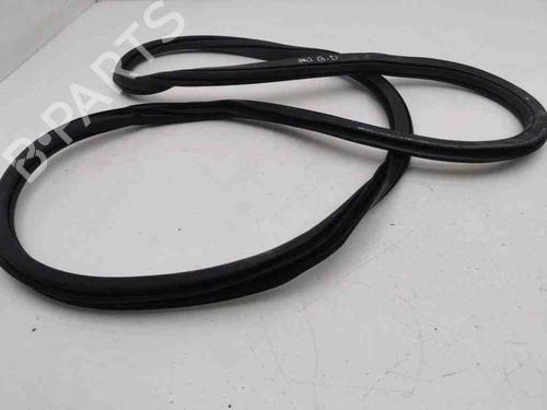 Used Rubber door seal AUDI Q2 (GAB, GAG) 35 TFSI (150 hp) 28899860