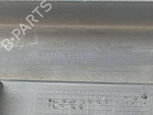 Door moulding trim HYUNDAI SANTA FÉ II (CM) 2.2 CRDi 4x4 | BP28885701C150 