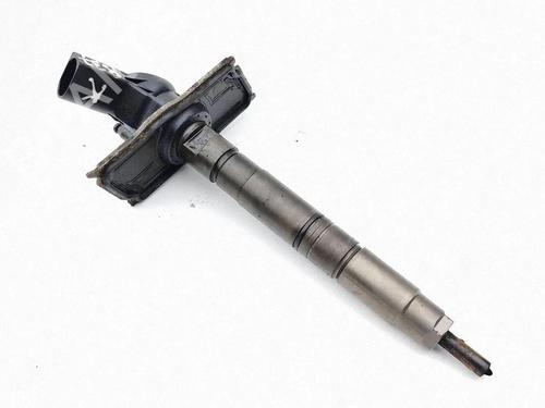Used Injector Injector VW PHAETON (3D1, 3D2, 3D3, 3D4, 3D6, 3D7, 3D8, 3D9) 3.0 V6 TDI 4motion (240 hp) 39990826 39990826