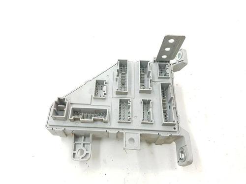 Used Fuse box Fuse box 33253133 33253133
