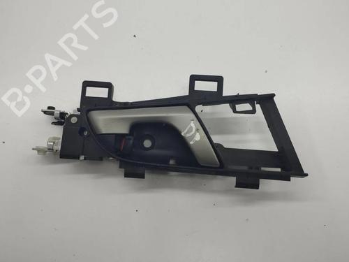 Used Front right interior door handle Front right interior door handle 36176619 36176619