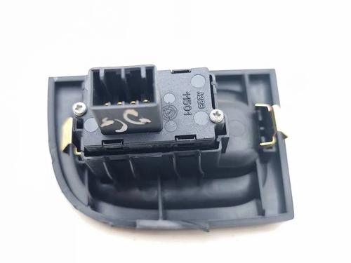 Right rear window switch MASERATI QUATTROPORTE V 4.2 | BP29569444I28 - Image 4