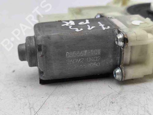 Left front window motor RENAULT CLIO V (B7_) 1.3 TCe 130 (B7MF) | BP28897059E21