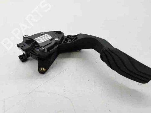 Pedal RENAULT CLIO V (B7_) 1.3 TCe 130 (B7MF) (131 hp) 28856512