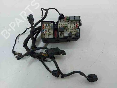 Used Fuse box VOLVO V40 Hatchback (525) D4 (177 hp) 28842904