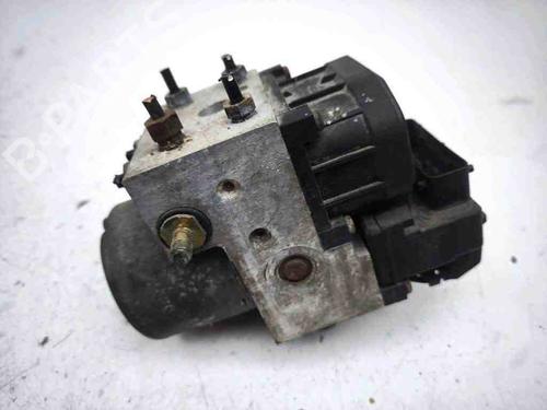 Used ABS pump PEUGEOT 406 Coupe (8C) 2.2 HDI (133 hp) 28888190