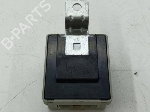 Electronic sensor HONDA CR-V II (RD_) 2.0 (RD5) | BP28845049M84