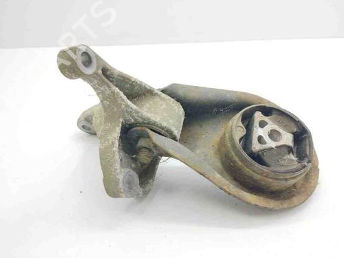 Used Engine mount VOLVO V50 (545) 2.0 D (136 hp) 28886290