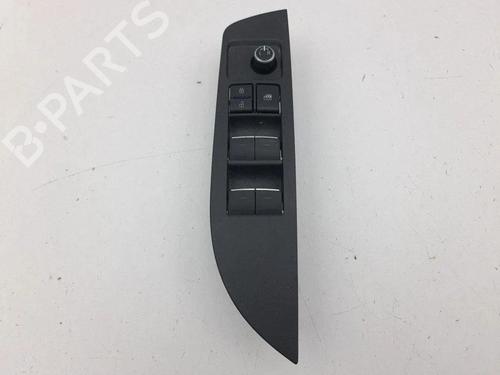 Used Right front window switch Right front window switch TOYOTA COROLLA Estate (_E21_) 1.8 Hybrid (ZWE211) (98 hp) 40191847 40191847