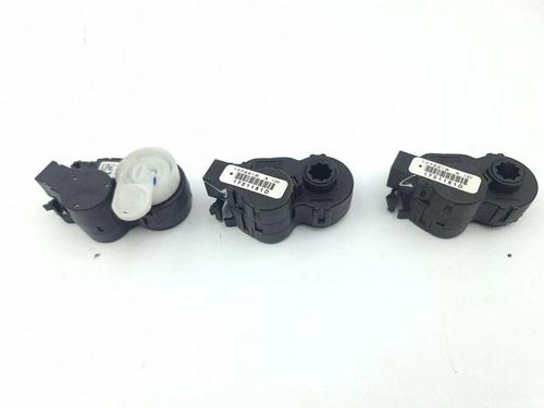Electronic module RENAULT MEGANE IV Hatchback (B9A/M/N_) 1.2 TCe 130 (B9MR) | BP38242004M83 - Image 3
