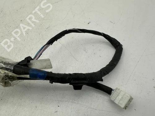 Wiązka przewodów TOYOTA YARIS (_P1_) 1.4 D-4D (NLP10_, NLP10R) | BP28853379E16