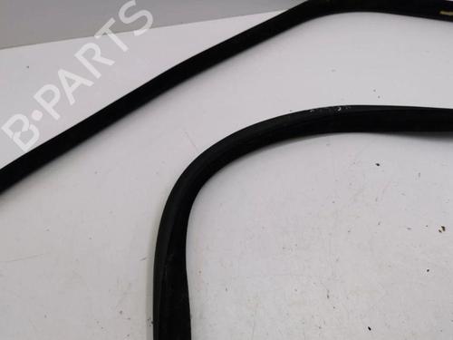 Rubber door seal LAND ROVER RANGE ROVER EVOQUE (L538) 2.2 D 4x4 | BP28898637C142 