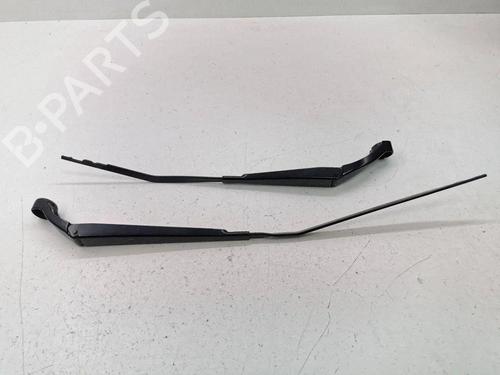 Used Front windshield wiper arm Front windshield wiper arm 38251407 38251407