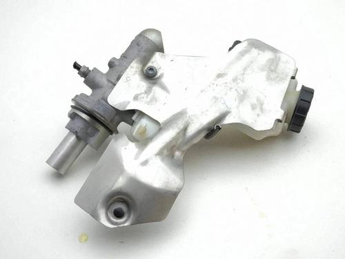 Brake master cylinder VW GOLF VIII (CD1, DA1) 1.5 eTSI | BP40231093M77 - Image 2