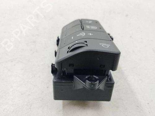 Switch HYUNDAI i30 Coupe 1.6 CRDi | BP38248015I30 - Image 4