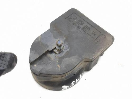 Control unit TESLA MODEL S (5YJS) 70D AWD | BP38030236M11 - Image 3