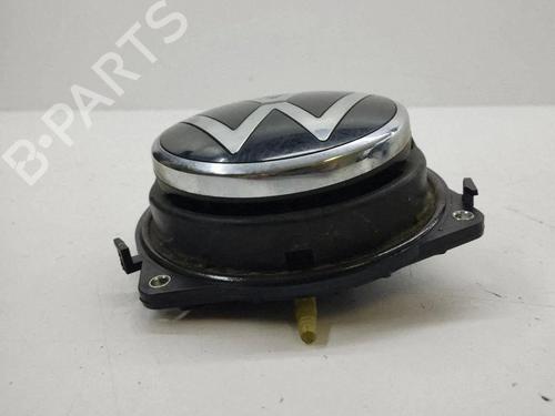 Tailgate handle VW GOLF VIII (CD1, DA1) 1.5 TSI | BP38244387C132 - Image 3