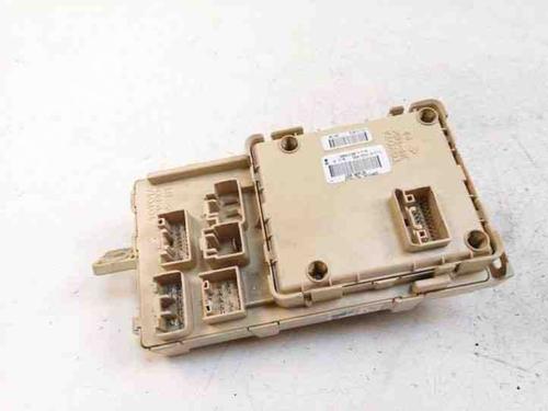 Used Fuse box TOYOTA COROLLA Verso (_E12_) 2.0 D-4D (CDE120_, CDE120R) (90 hp) 28868077