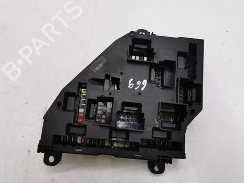 Fuse box BMW 5 Touring (F11) 518 d | BP33642085E1 - Image 4