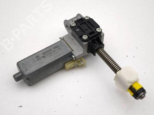 Used Electronic module Electronic module MERCEDES-BENZ CLS (C218) CLS 63 AMG (218.374) (558 hp) 40282754 40282754