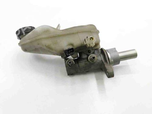 Used Brake master cylinder TOYOTA AURIS (_E18_) 1.4 D-4D (NDE180_, NDE180R) (90 hp) 28903336