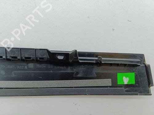 Door moulding trim SEAT ATECA (KH7, KHP) 1.5 TSI | BP28904351C150 