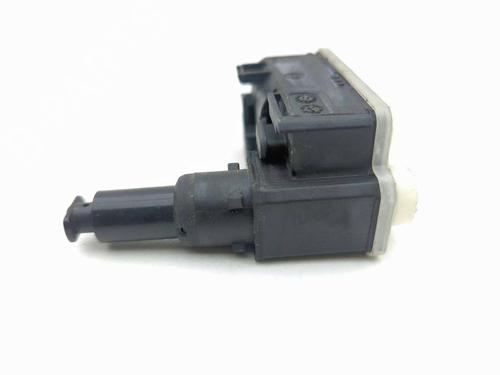 Fuel door actuator PEUGEOT 2008 II (UD_, US_, UY_, UJ_, UR_, UC_) 1.2 PureTech 130 (USHNS, URHNS) | BP29752490E18