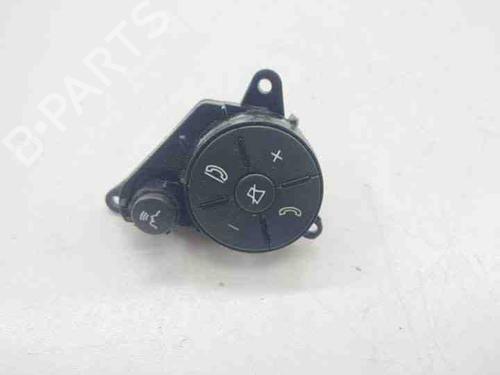 Used Steering wheel controls MERCEDES-BENZ C-CLASS (W204) C 220 CDI (204.008) (170 hp) 28852412