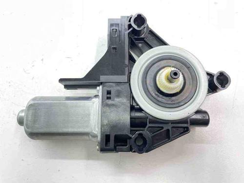 Left front window motor VOLVO V60 I (155) 1.6 DRIVe | BP28890354E21 