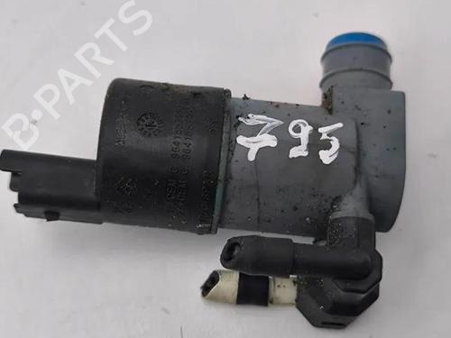 Used Washer pump NISSAN QASHQAI II (J11, J11_) 1.5 dCi (110 hp) 28862046