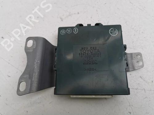 Used Electronic module LEXUS IS II (_E2_) 220d (ALE20) (177 hp) 32666233