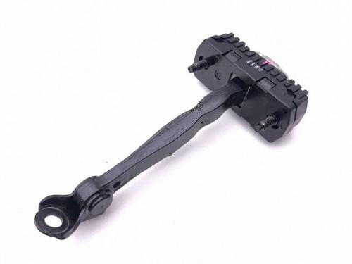 Used Hinge/Door check strap Hinge/Door check strap 38252258 38252258