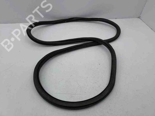 Used Rubber door seal VW T-ROC (A11, D11) 1.0 TSI (116 hp) 28899623