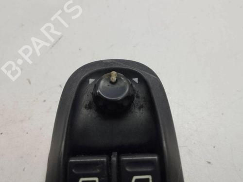 Left rear window switch PEUGEOT 208 I (CA_, CC_) 1.6 | BP28904371I29 