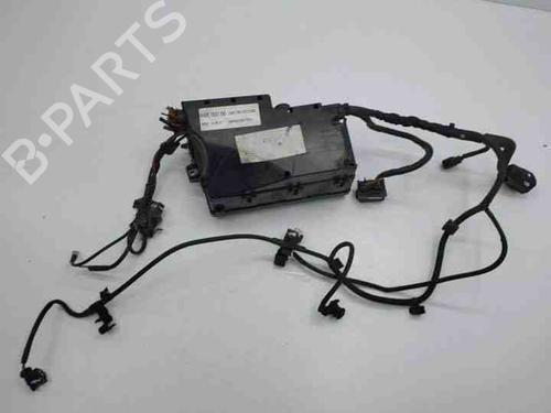 Used Fuse box VOLVO V50 (545) 1.6 D (110 hp) 28853447