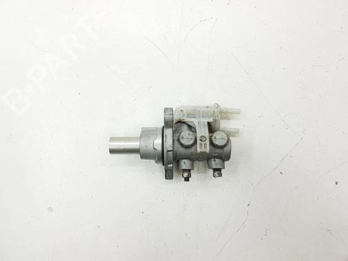 Used Brake master cylinder Brake master cylinder 28891040 28891040